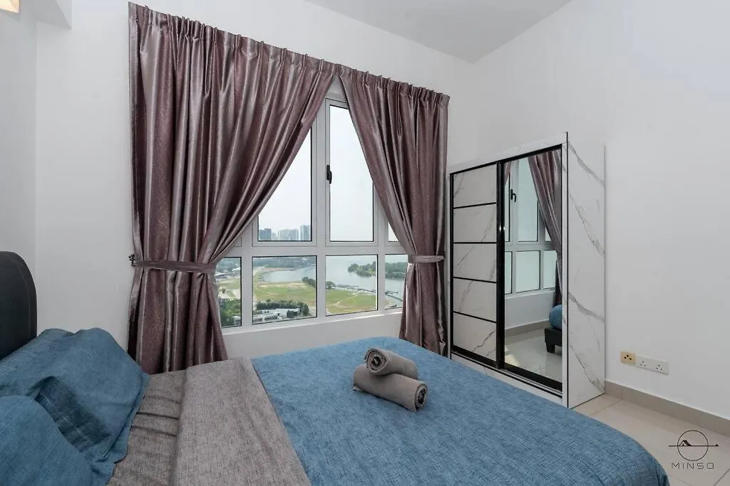 Tropez Country Garden #Sea View #Level 22 #6 Pax Apartment Johor Bahru Malaysia