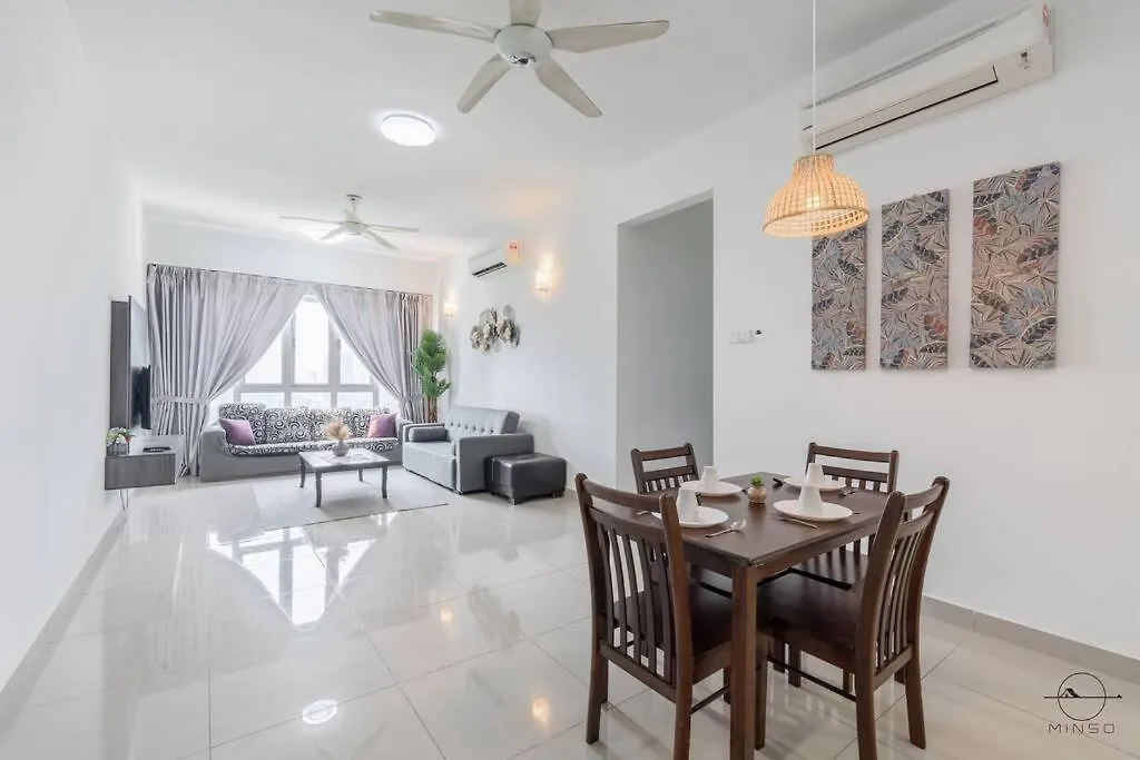 Tropez Country Garden #Sea View #Level 22 #6 Pax Apartment Johor Bahru 0*,  Malaysia